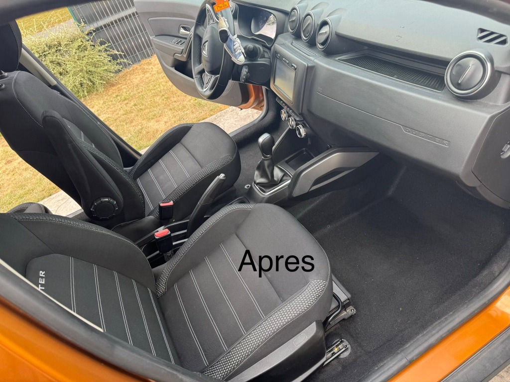 Sièges avant extraits et shampouinés comme neufs Sherbrooke